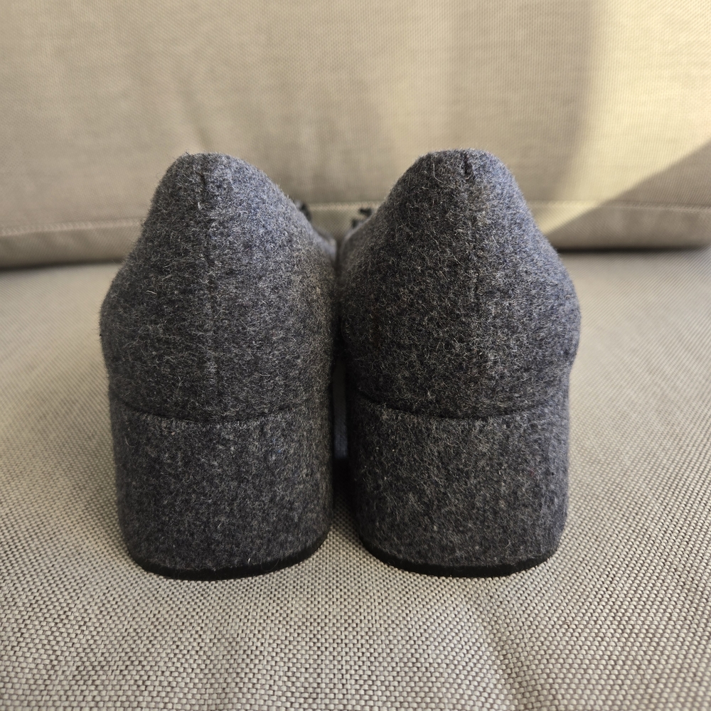 Karl Lagerfeld Paris Cindy Gray & Black Wool Block Heel Shoes Size 10 - Picture 3 of 10